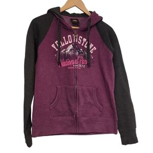 Yellowstone   Full Zip-Up Pockets Hoodie Burgundy & Gray   Size S